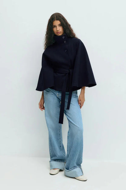 Elegante Gürtel-Cape-Jacke