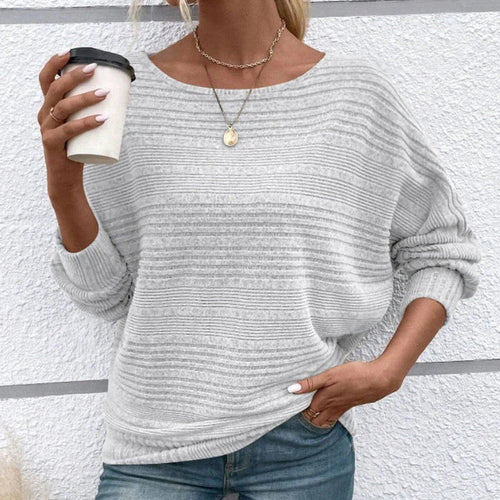 Pullover mit weicher Linienführung