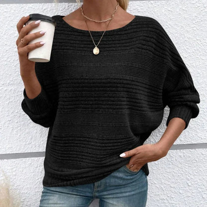 Pullover mit weicher Linienführung