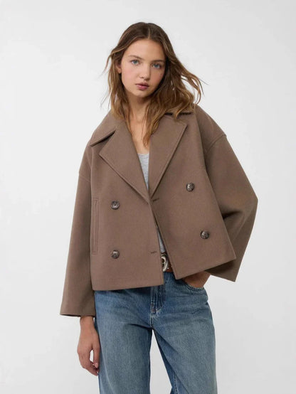 Kurze zweireihige Wolljacke