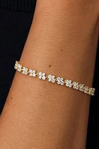 The Free Leeylaa Bracelet